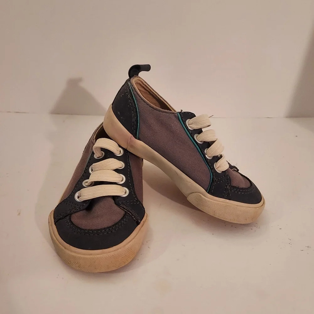 Old Navy Blue and Gray Canvas Slip On Casual Sneakers in Size 6